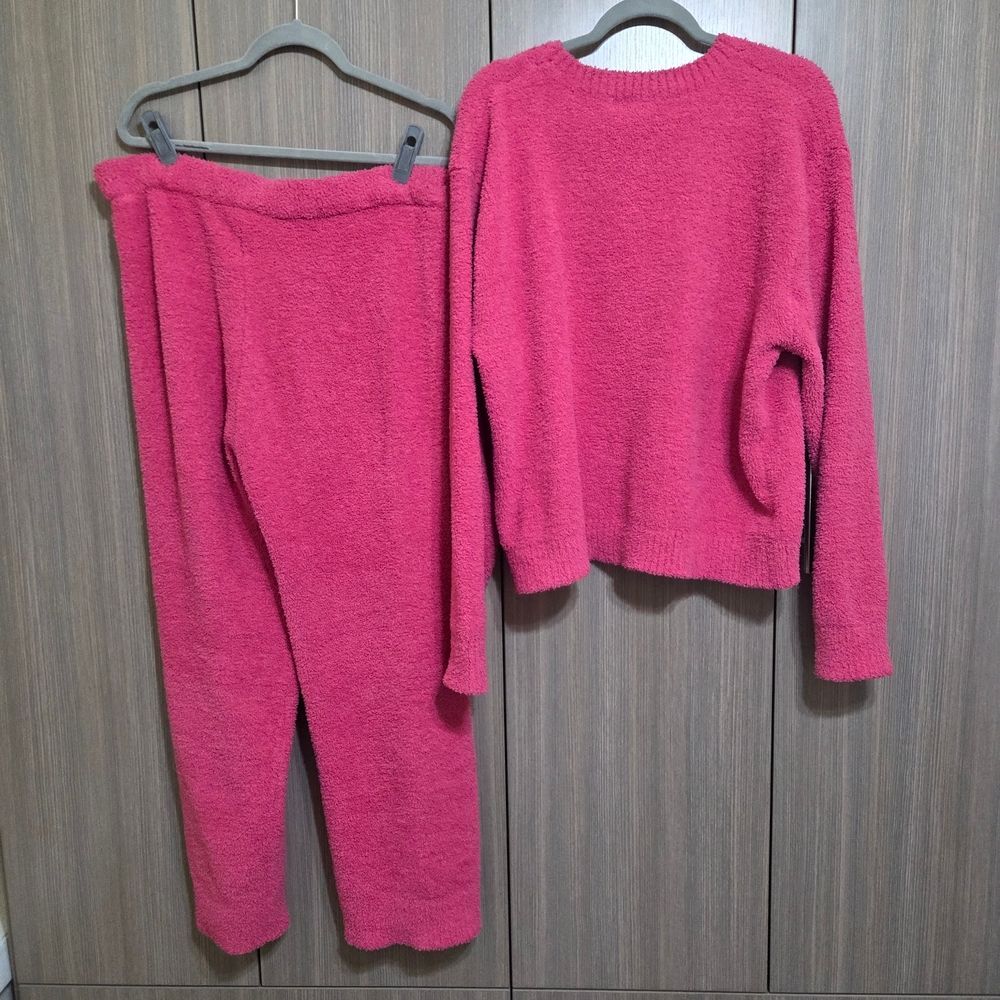 Cozy & Plush Two Piece Set - Picture 2 of 5